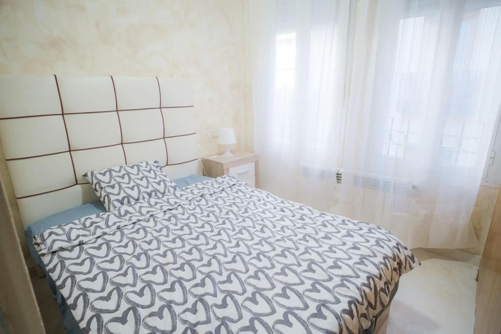 Piso Acogedor En Madrid Centro Apartman Kültér fotó