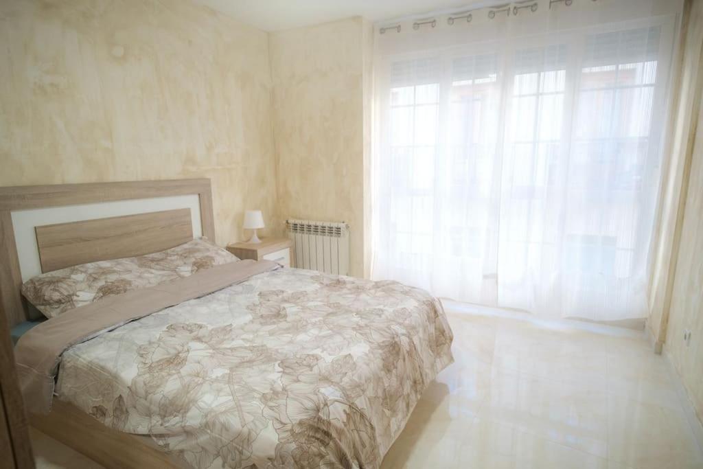 Piso Acogedor En Madrid Centro Apartman Kültér fotó